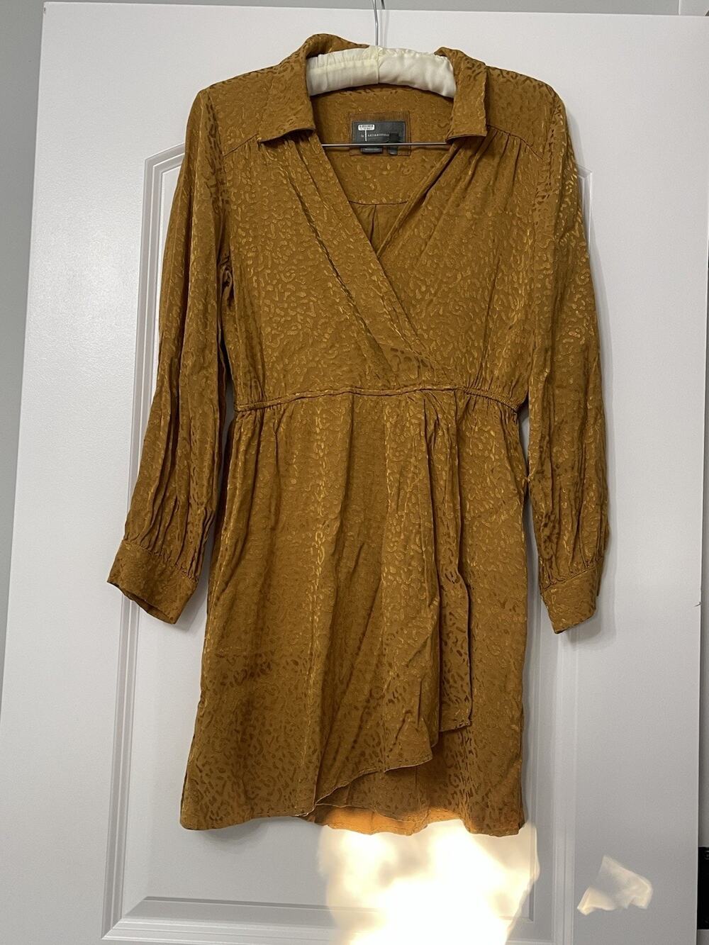 Anthropologie Mustard Gold Viscose Textured Wrap Dress Long Sleeve Petite Medium